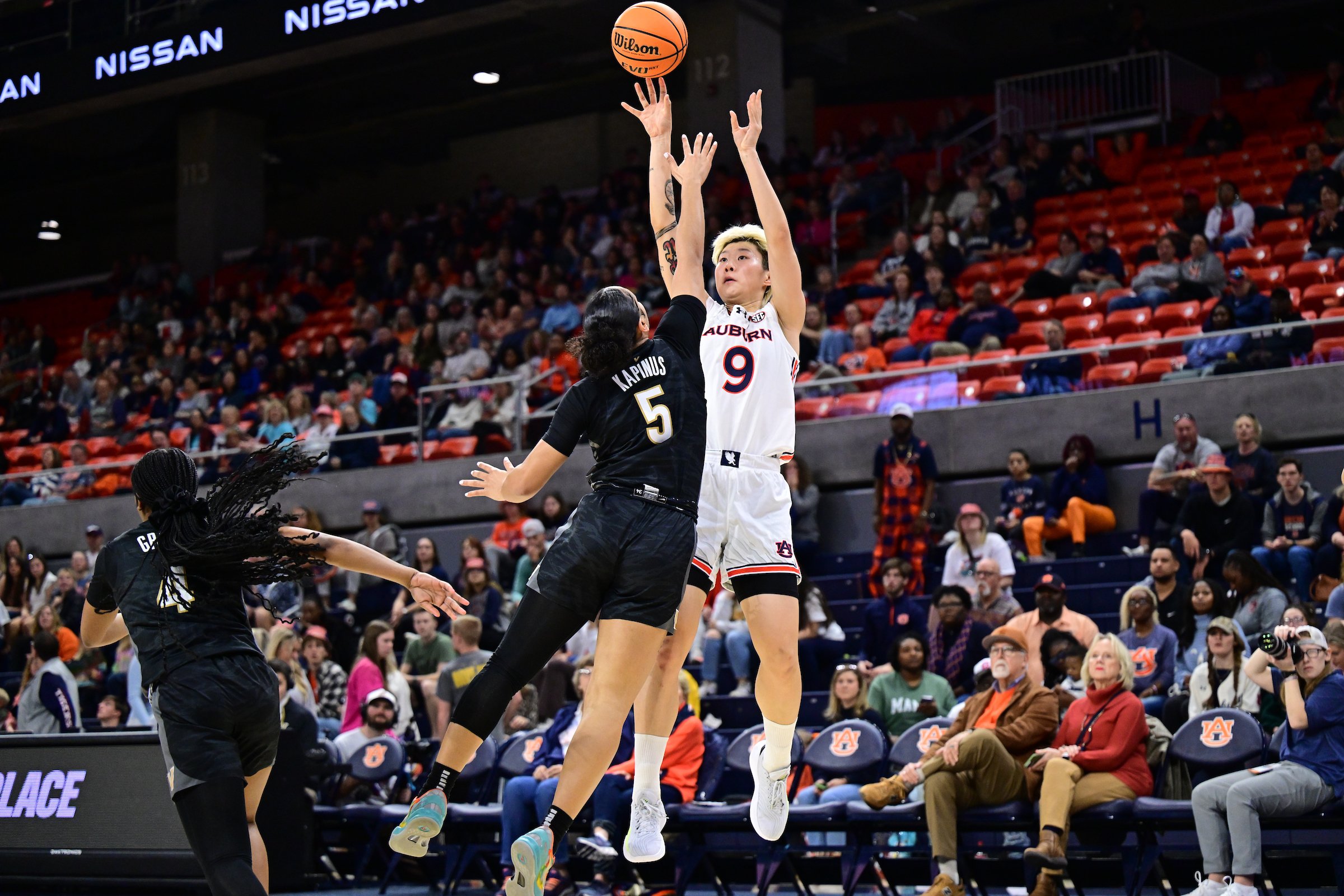  征戰(zhàn)NCAA！鄧雨婷：不太喜歡被稱為“李夢接班人” 未來想進(jìn)WNBA